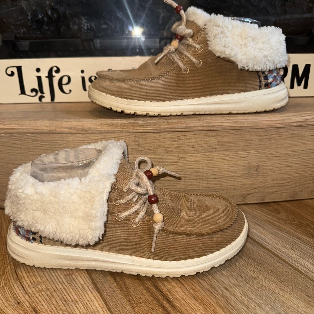 Hey Dude Wendy Britt Corduroy Nut Faux Fur Lined Casual Shoes Boho Hippie Tan